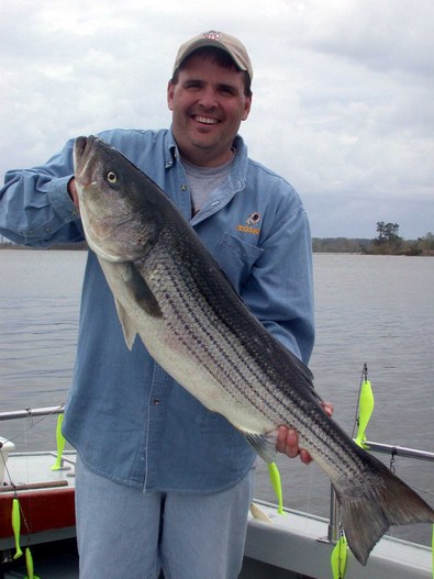 Kevin finally catches the big fish of the day at 41 inches